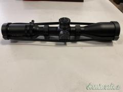 Kite Optics modello B6 LR 4Ai black 3-18x50 messa in prova d'esposizione