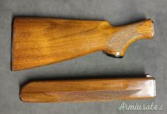 LEGNI DX PER BERETTA SERIE 300/301/302/303 E SIMILI CAL.12, ORIGINALI. SOLO TEL.