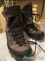 Scarponi Aku per n. 44 + ghette