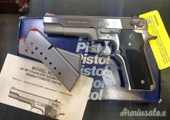 SMITH & WESSON MODELLO 654 Cal. 45HP