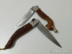 VENDO UNA COPPIA DI COLTELLI FATTI A MANO 