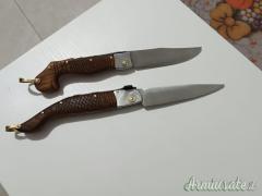 VENDO UNA COPPIA DI COLTELLI FATTI A MANO 