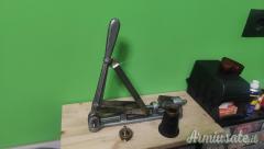 Calibratore di bossoli e levametticapsula