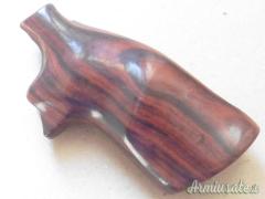 Varie coppie non identificate