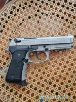 Beretta 92fs M9A1 9x21mm IMI