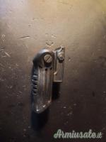 Impugnatura pieghevole caa