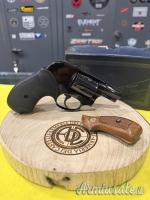 Revolver marca Smith & Wesson modello 49 calibro 38 Special