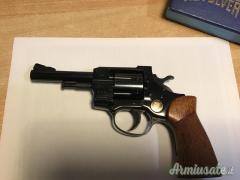 Revolver calibro 320 lungo