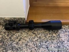 Leica magnus 2.4-16x56i