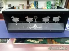 Bersaglio magnetico Industry Brand usato