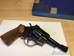 Revolver calibro 320 lungo