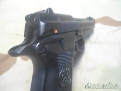 Beretta 84 FS .380 ACP  | 9x17mm Browning Short