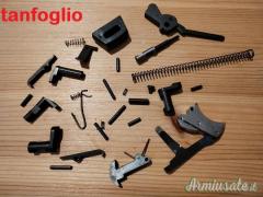 Accessori ricambi webley luger beretta colt smith bernardelli glock hp sig