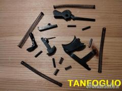 Accessori ricambi webley luger beretta colt smith bernardelli glock hp sig