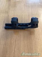 Attacco ALTO ACCU-SYNC™ 30mm HIGH Pro. 50mm Offset Picatinny Rings - UTG