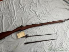 Collezione di fucili antichi ed ex ordinanza