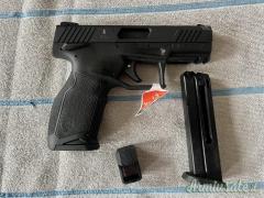 Taurus | Forjas TX22 .22 LR Long Rifle