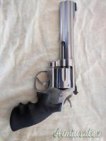 Smith & Wesson 617 .22 LR Long Rifle