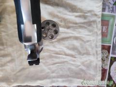 Smith & Wesson 617 .22 LR Long Rifle