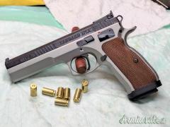 CZ 75 stndard .40 S& W