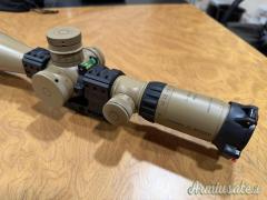 Ottica Schmidt & Bender PM II 5-25x56 + Attacco Spuhr – condizioni eccellenti