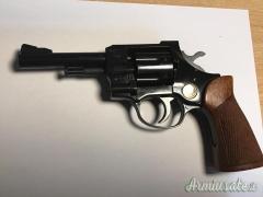 Revolver calibro 320 lungo
