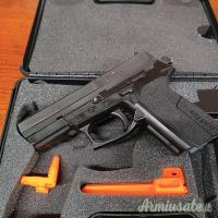 SIG-Sauer SP 2022 9x21mm IMI