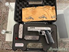 Smith & Wesson performance center