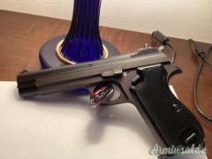 SIG-Sauer 210 9x21mm IMI