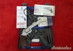 Smith & Wesson 617-6 .22 LR Long Rifle