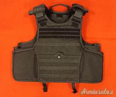 Giubbotto antiproiettile modello Socom, sistema M.O.L.L.E.