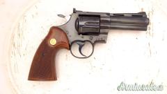 Colt python 1966