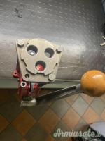 Pressa Lee turret tre stazioni