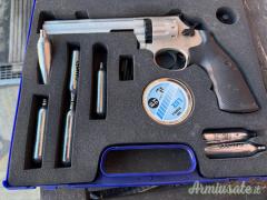 Umarex Smith & Wesson modello 686 4.5/.177