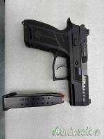 CZ | Ceska Zbrojovka Cz p09 c 9x19mm Parabellum | Luger | NATO