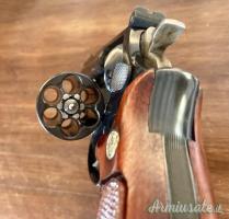 Smith & Wesson 19 combat magnum 4