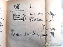 Testo epoca fascista “VOLI PER IL MONDO” di Ferrarin con lettera di compiacimento di Mussolini