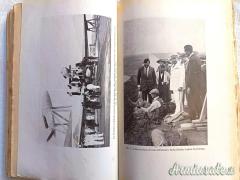 Testo epoca fascista “VOLI PER IL MONDO” di Ferrarin con lettera di compiacimento di Mussolini