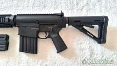 Bushmaster AR 10 BR MOE Cal. 308 Winchester con accessori