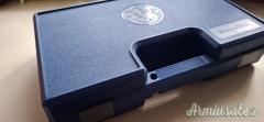 box Smith & Wesson