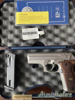 Beretta Cougar 8000 F 9x21mm INOX