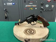 Revolver marca BERNARDELLI calibro 22LR