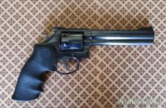 Smith & Wesson 586 .357 Super Magnum