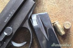 Beretta - Bruni 84 FS - 9mm. A salve