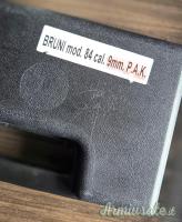 Beretta - Bruni 84 FS - 9mm. A salve