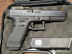 Glock 17  9x21mm IMI