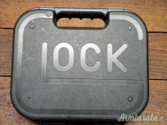 Glock 17  9x21mm IMI