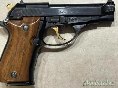 Beretta 81 Deluxe Tricentenario  .32 ACP  |  7.65x17mm Browning SR