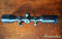 Konus M30 1,5-6x44 illuminata con aggancio rapido Weaver