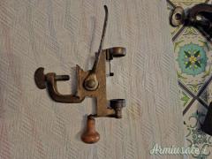 LOTTO DI 2 ORLATRICI D'EPOCA PER CARTUCCE DA CACCIA